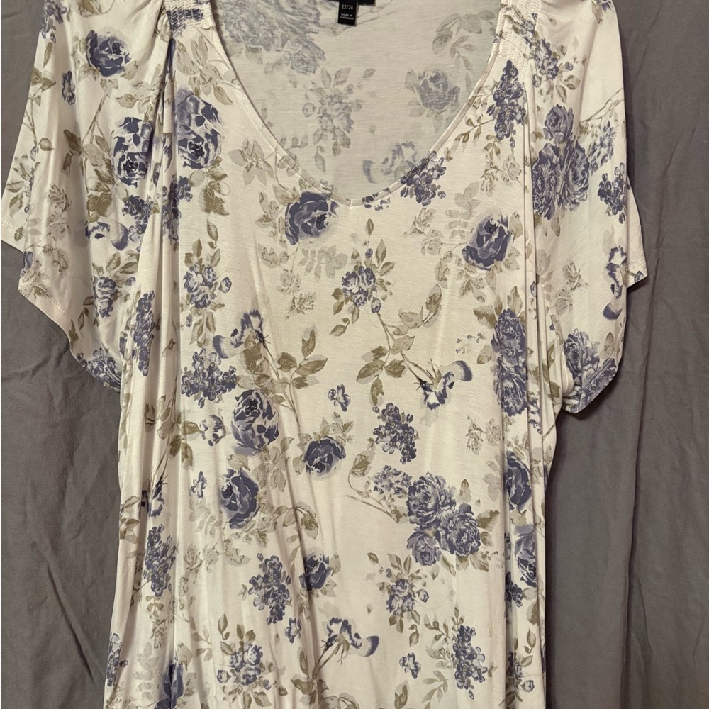 Lane Bryant Cream and Purple Floral Print Tee